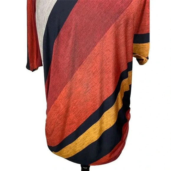 Lavish Striped V-Neck T-Shirt Size L 2215 - Picture 3 of 9